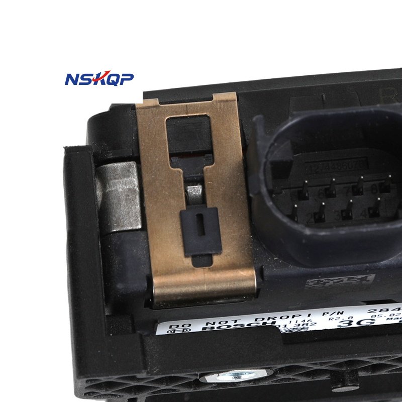 OEM 28438-5UD0A 0203301382 Car ACC Cruise Control Distance Radar Sensor for Nissan Sentra 2018 2019 2020 3G