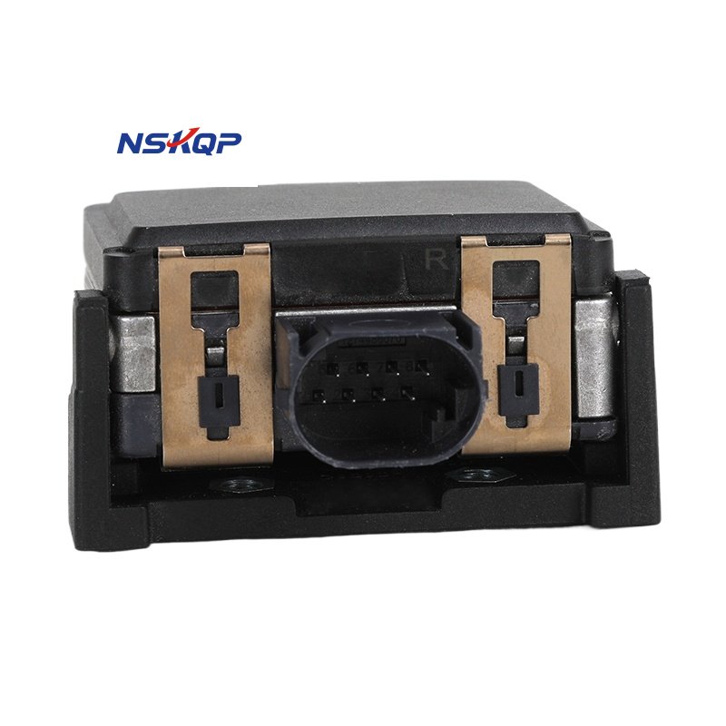 OEM 28438-5UD0A 0203301382 Car ACC Cruise Control Distance Radar Sensor for Nissan Sentra 2018 2019 2020 3G