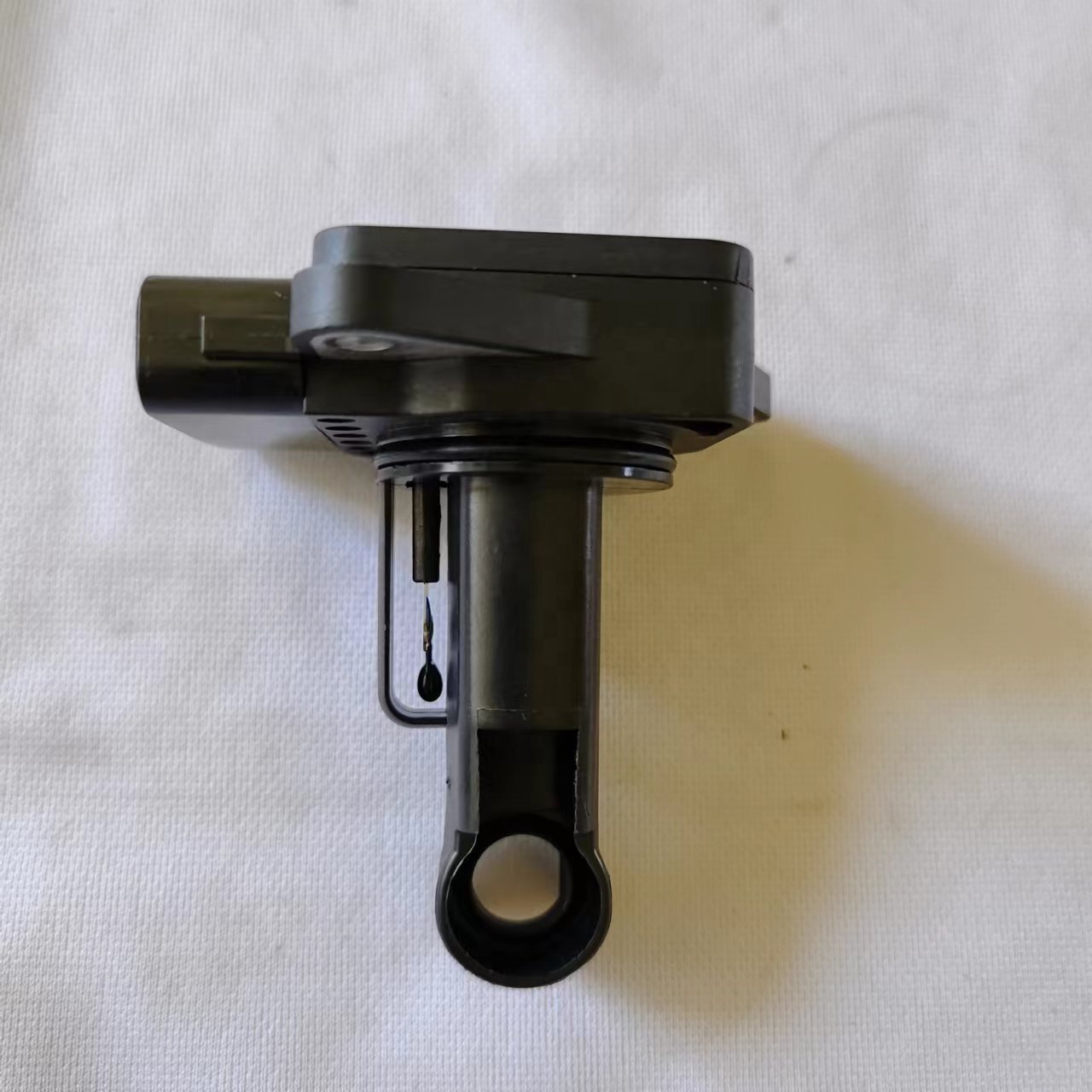 mass air flow sensor for 1nz 1sz 2nz 1mz 3mz 1az 2az 2tr 1tr 1gr 2gr 3gr engine 22204-22010 2220422010