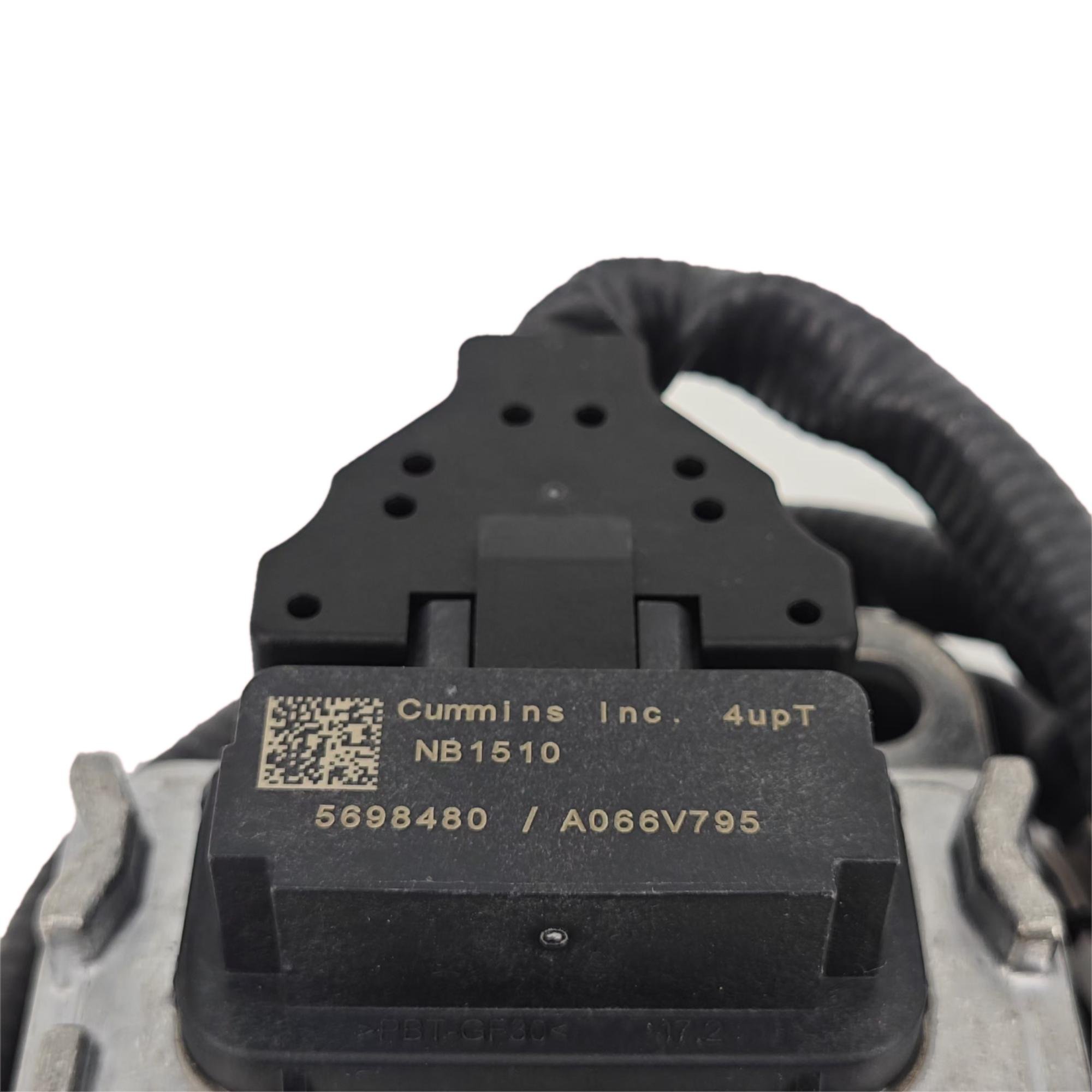 The High Quality Auto Electrical System Automotive Spare Parts NOX Nitrogen Oxygen Sensors 5698480
