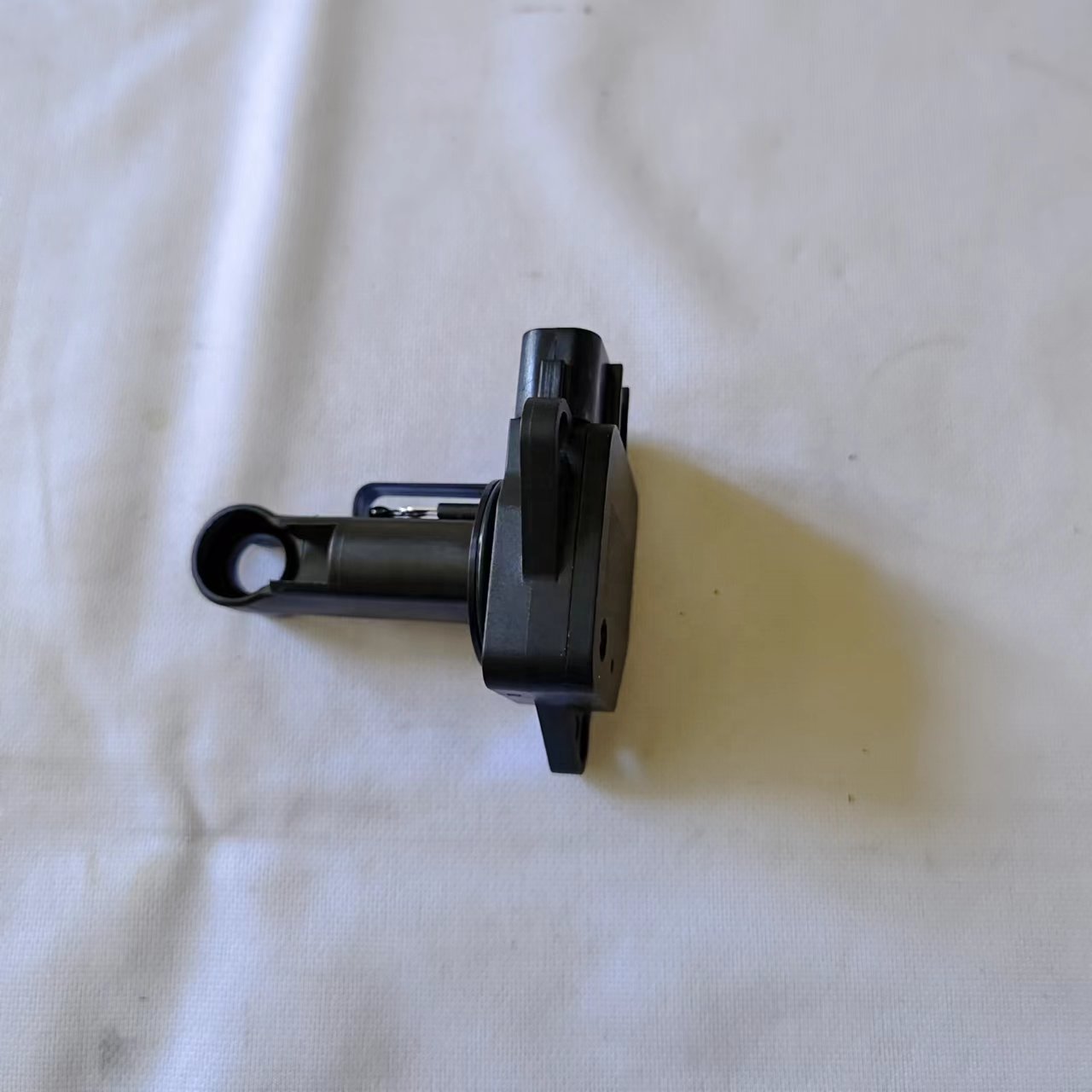 air flow sensor for mazda3 mazda6 cx-7 demio familia ford zl01-13-215 zl0113215