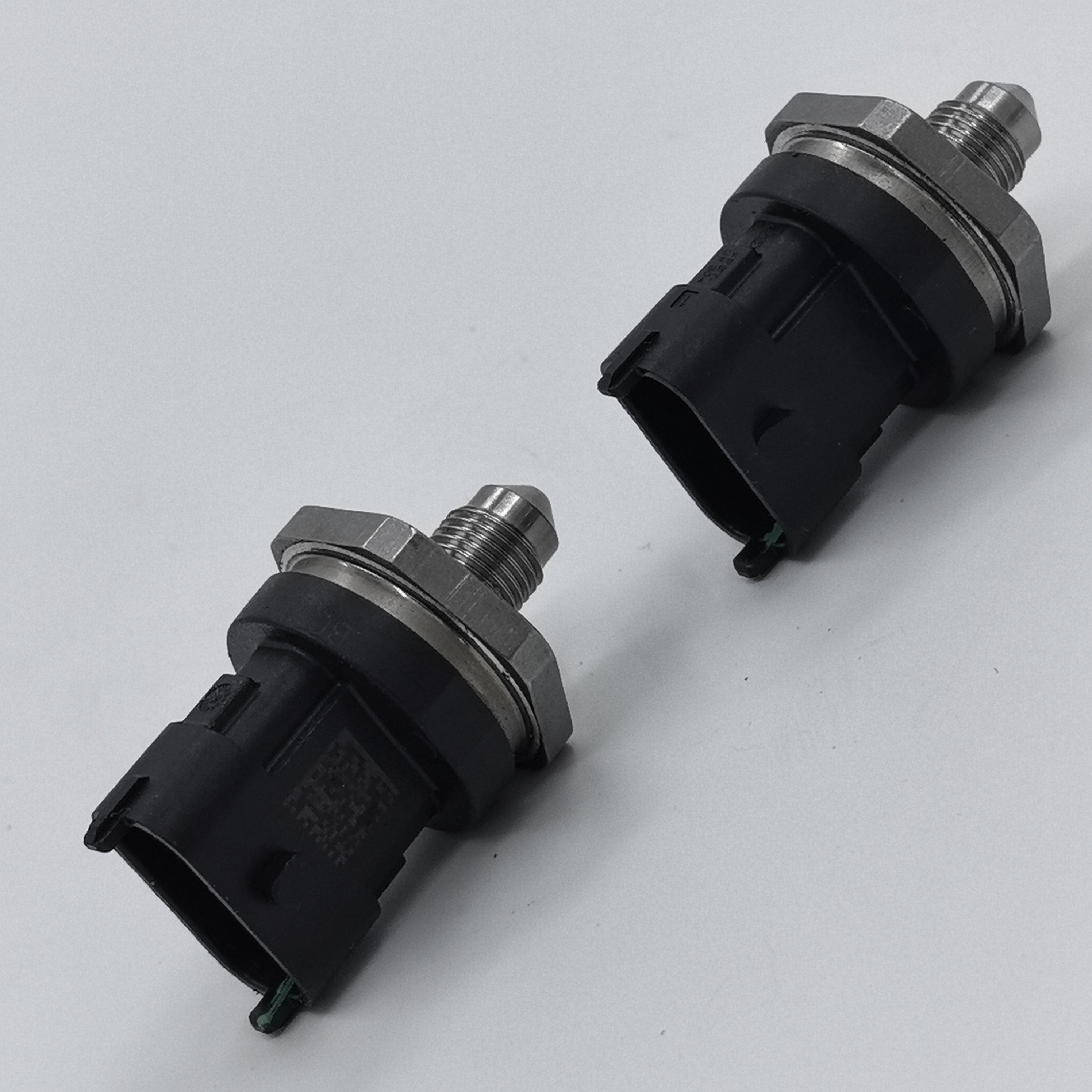 Auto Parts Fuel Rail Pressure Sensor 12621292 12613350 12614935 213-4420 2134420 213-4265 2134265 12589447 For Chevy GMC