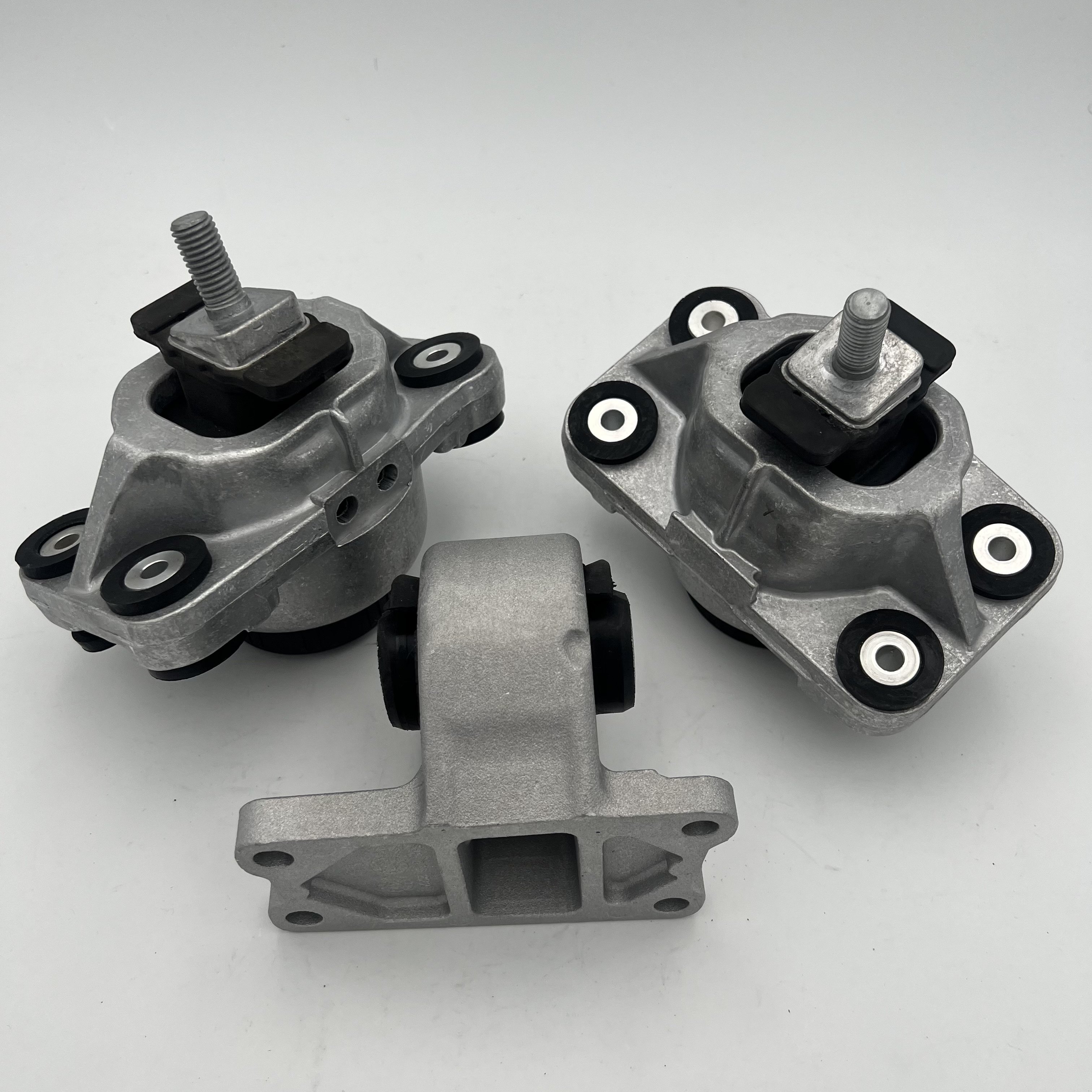 Auto Spare Parts Rubber Engine Mountings LR057632 LR057721 LR123908 LR072127 LR123907 LR058377 LR051516 for JAGUAR