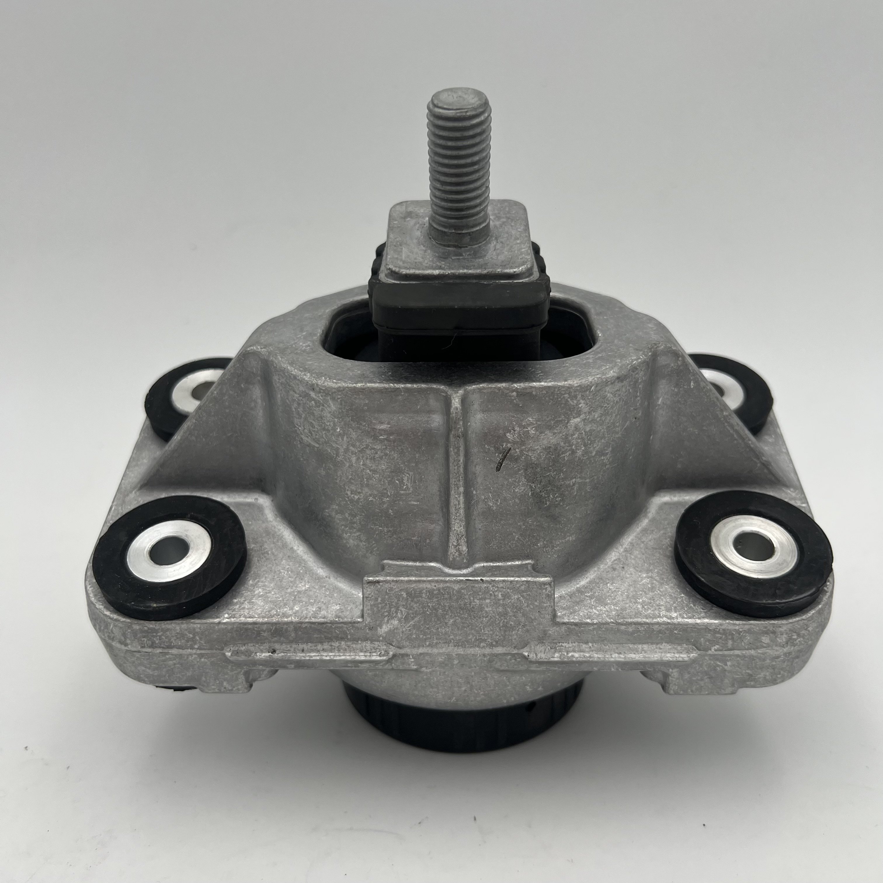 Auto Spare Parts Rubber Engine Mountings LR057632 LR057721 LR123908 LR072127 LR123907 LR058377 LR051516 for JAGUAR
