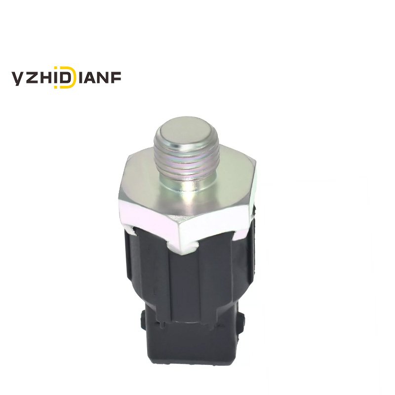 Auto Engine Ignition Knock Sensor 7700732262 7700866055 8200680689 8200639103 For Nissan Reunalt Dacia Opel