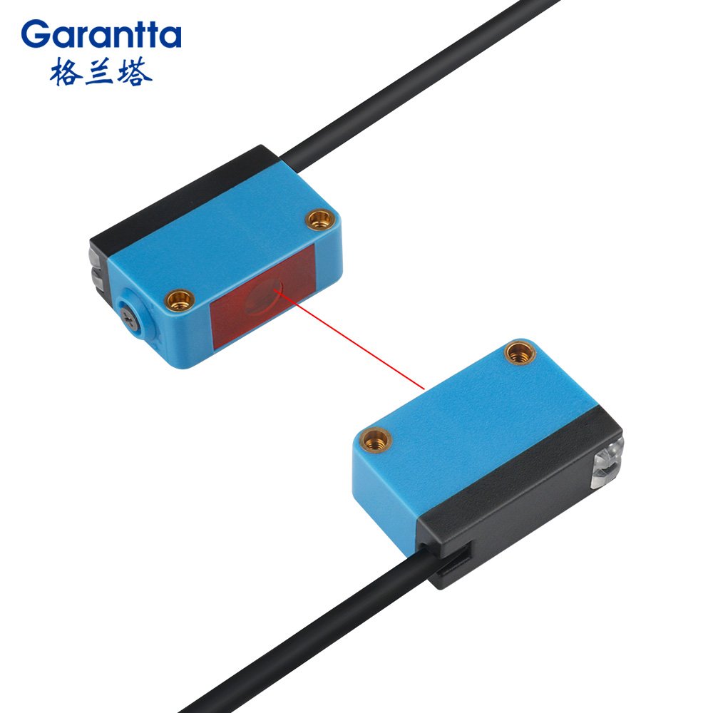Garantta Durable 50-40000mm Sensing Range Through Beam Photoelectric Sensor For Automated Assembly Line