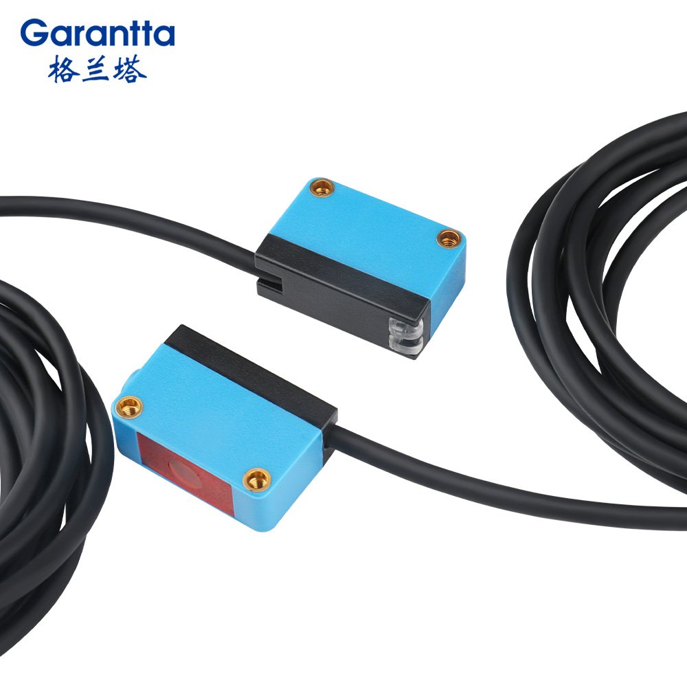 Garantta Durable 50-40000mm Sensing Range Through Beam Photoelectric Sensor For Automated Assembly Line