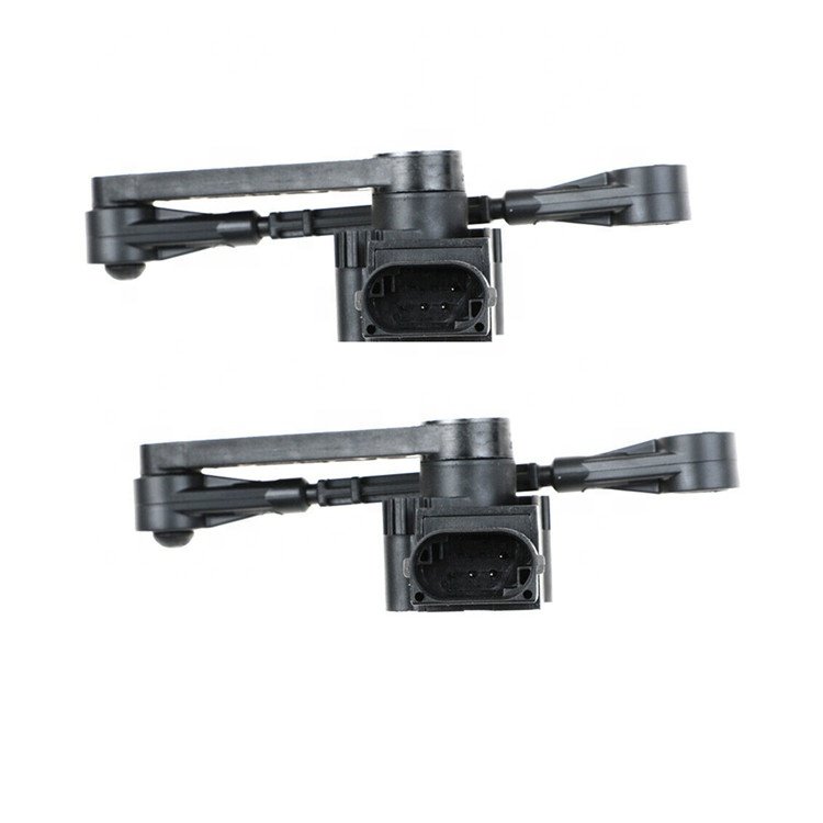 LR033256 Auto Front Left Right Suspension 3 Pins Headlight Height Level Sensor Black for Land Rover RANGE ROVER SPORT