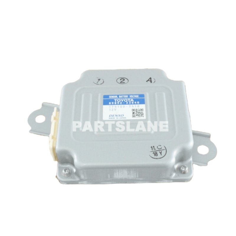 Suitable for Toyota Camry e300 battery voltage sensor battery module 89892-33040