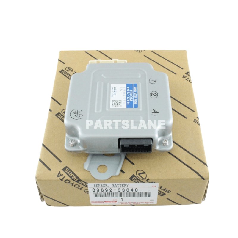 Suitable for Toyota Camry e300 battery voltage sensor battery module 89892-33040