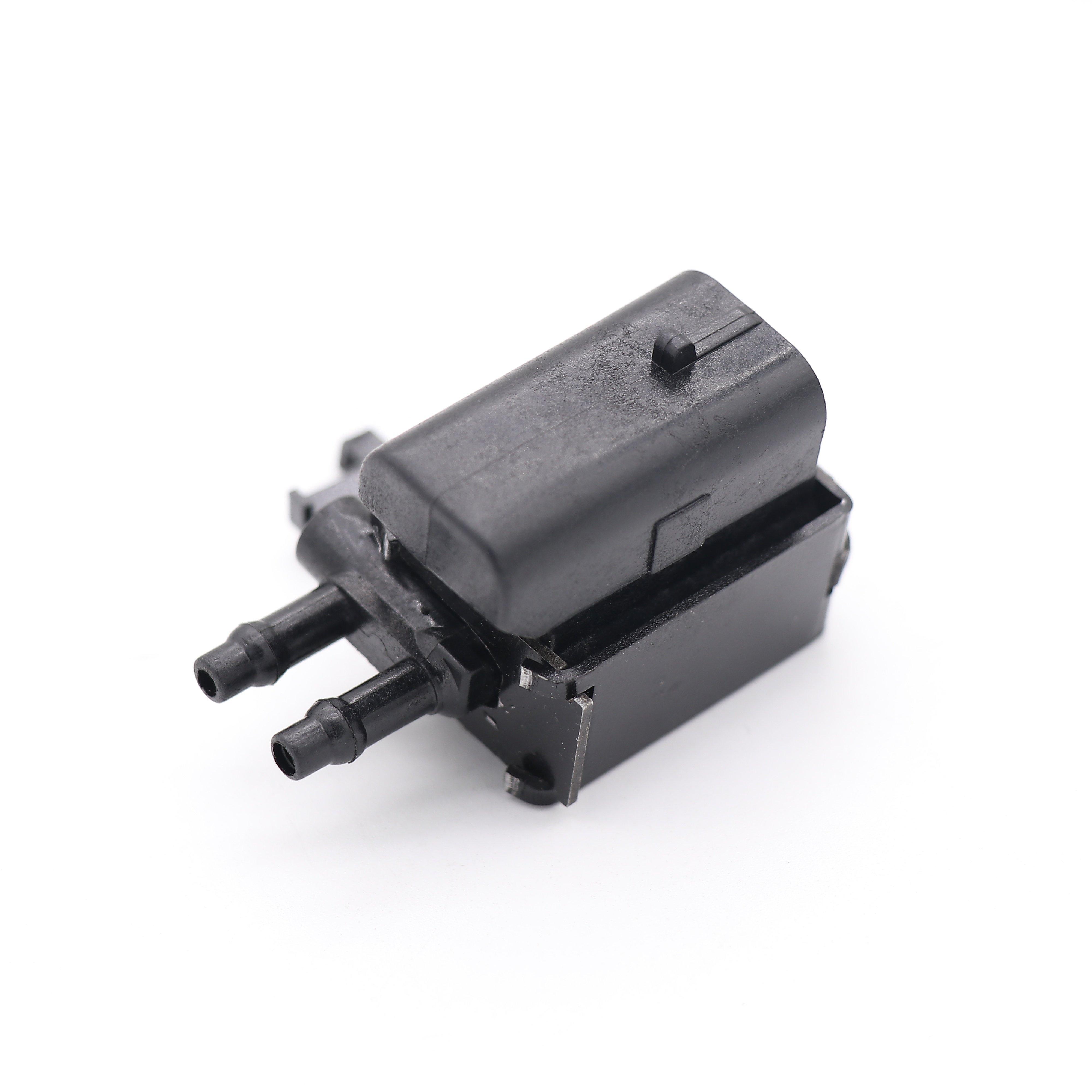 High Quality 8-01997254-0 EGR Carbon Canister Tank Control Solenoid Value 8019972540 for Suzuki Auto Sensor