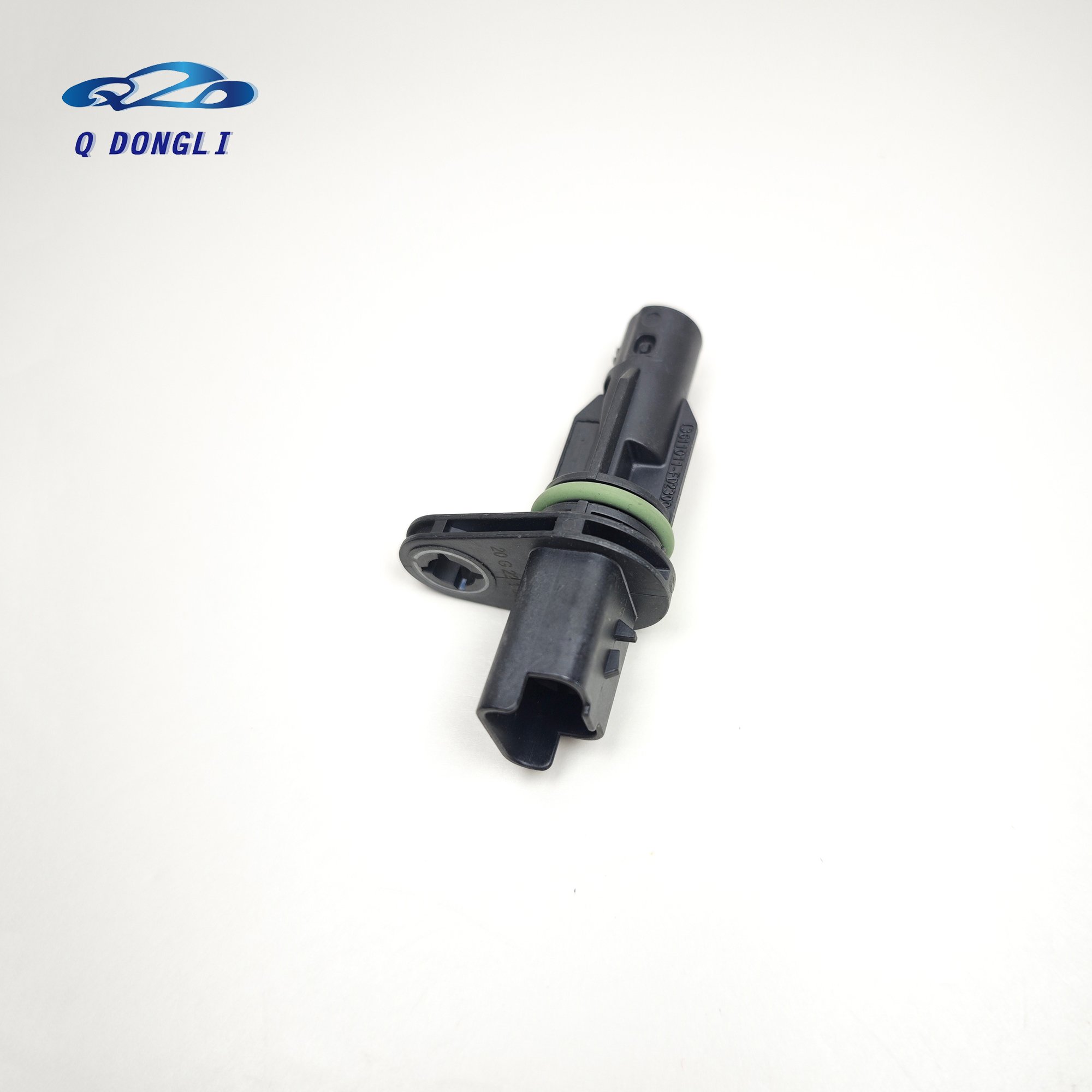 Engine crankshaft position sensor for Dongfeng M9T3611011-FD2300 3611011FD2300 Dongfeng Ruiqi pickup truck