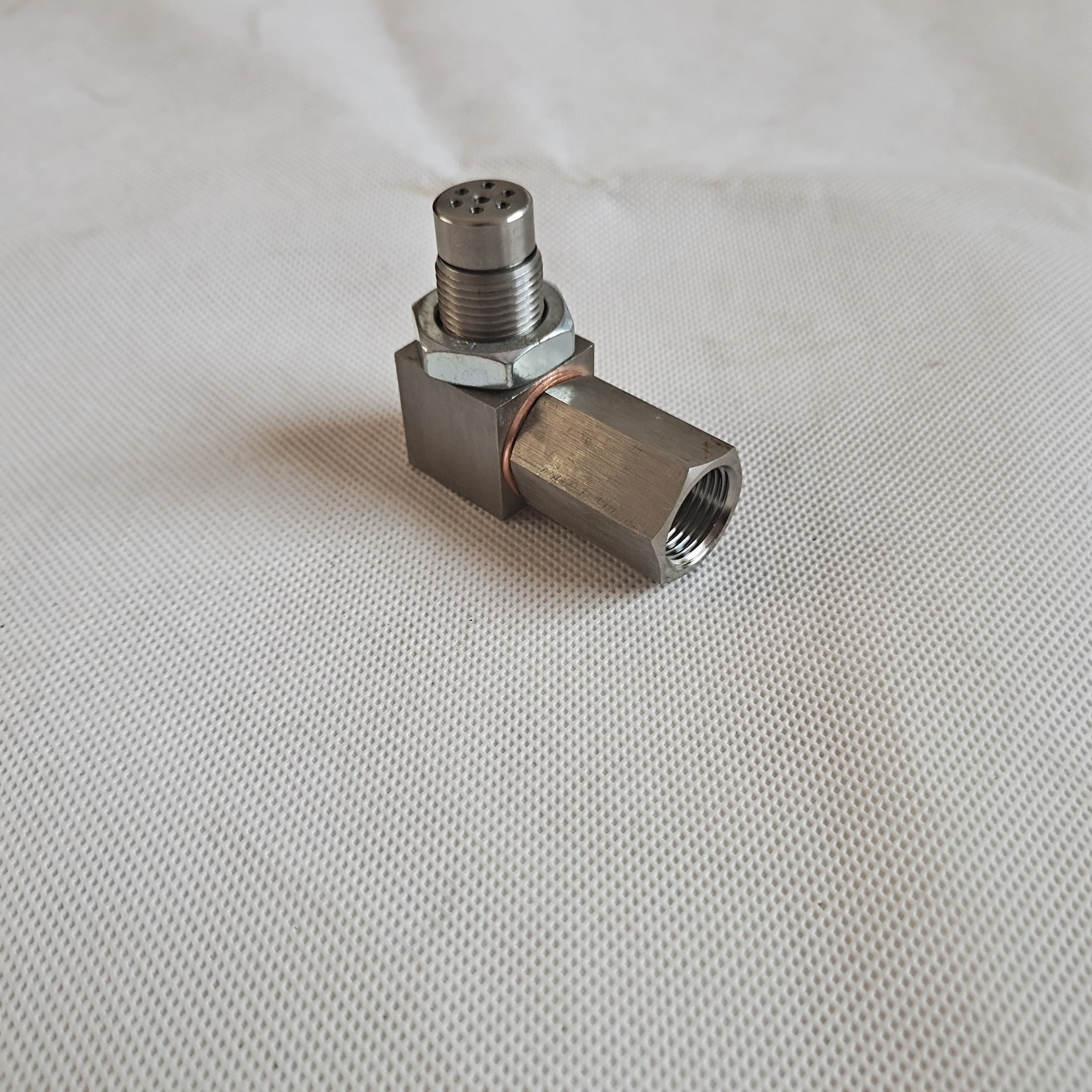 Car accessories Cel Eliminator M18*1.5 Universal 90 Degree Mini Catalyst O2 Sensor Oxygen Sensor with a Mini Catalytic Converter