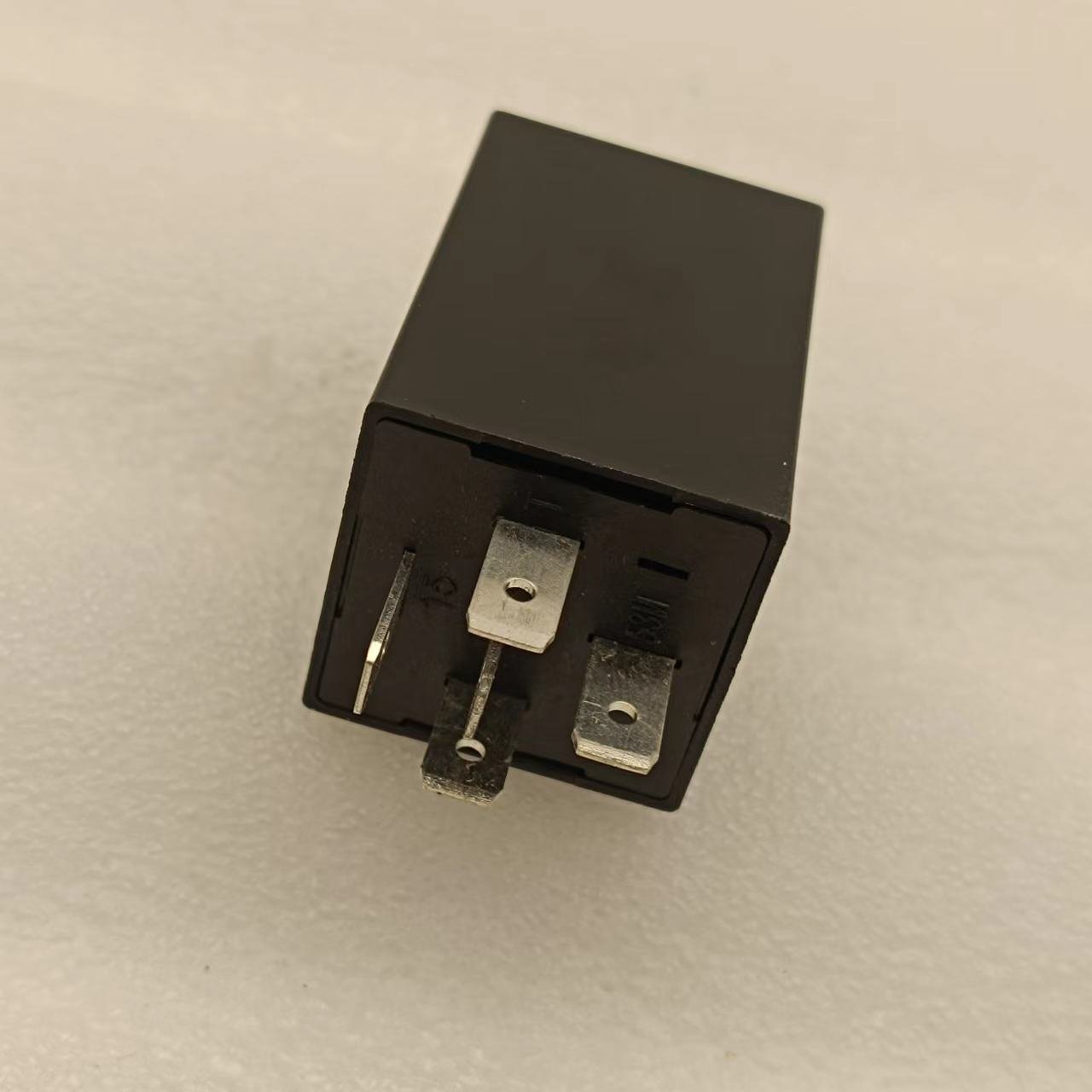 Electric Amber Bus Flasher Auto Sensor for Buses