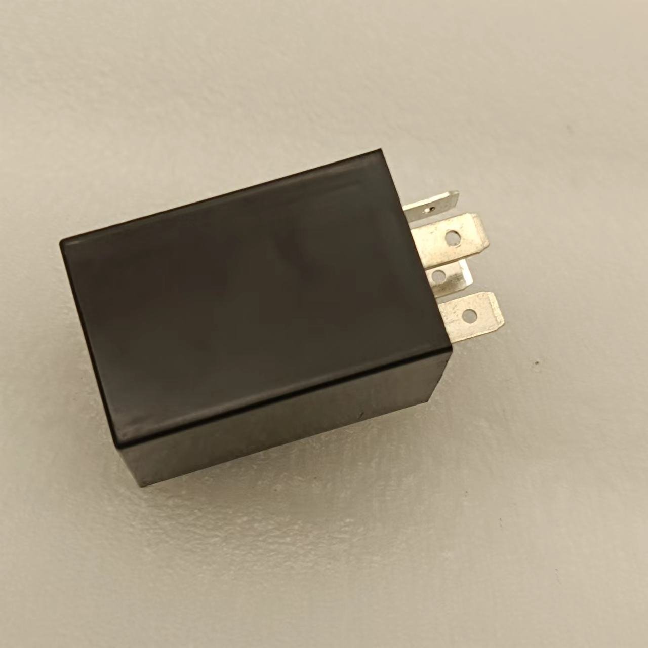 Electric Amber Bus Flasher Auto Sensor for Buses
