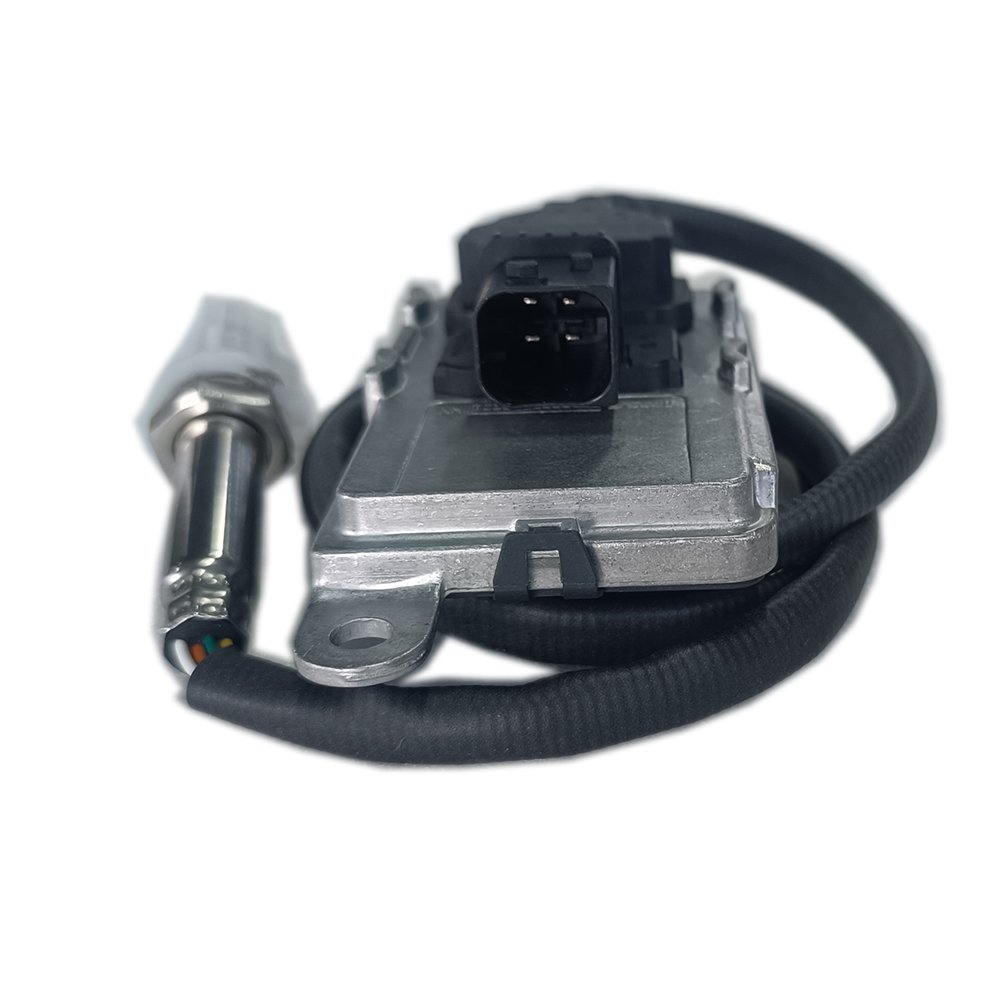 Auto Car Spare Parts Nitrogen Oxygen Sensor 24v A0101531528/0003 Automotive Exhaust Gas Treatment System