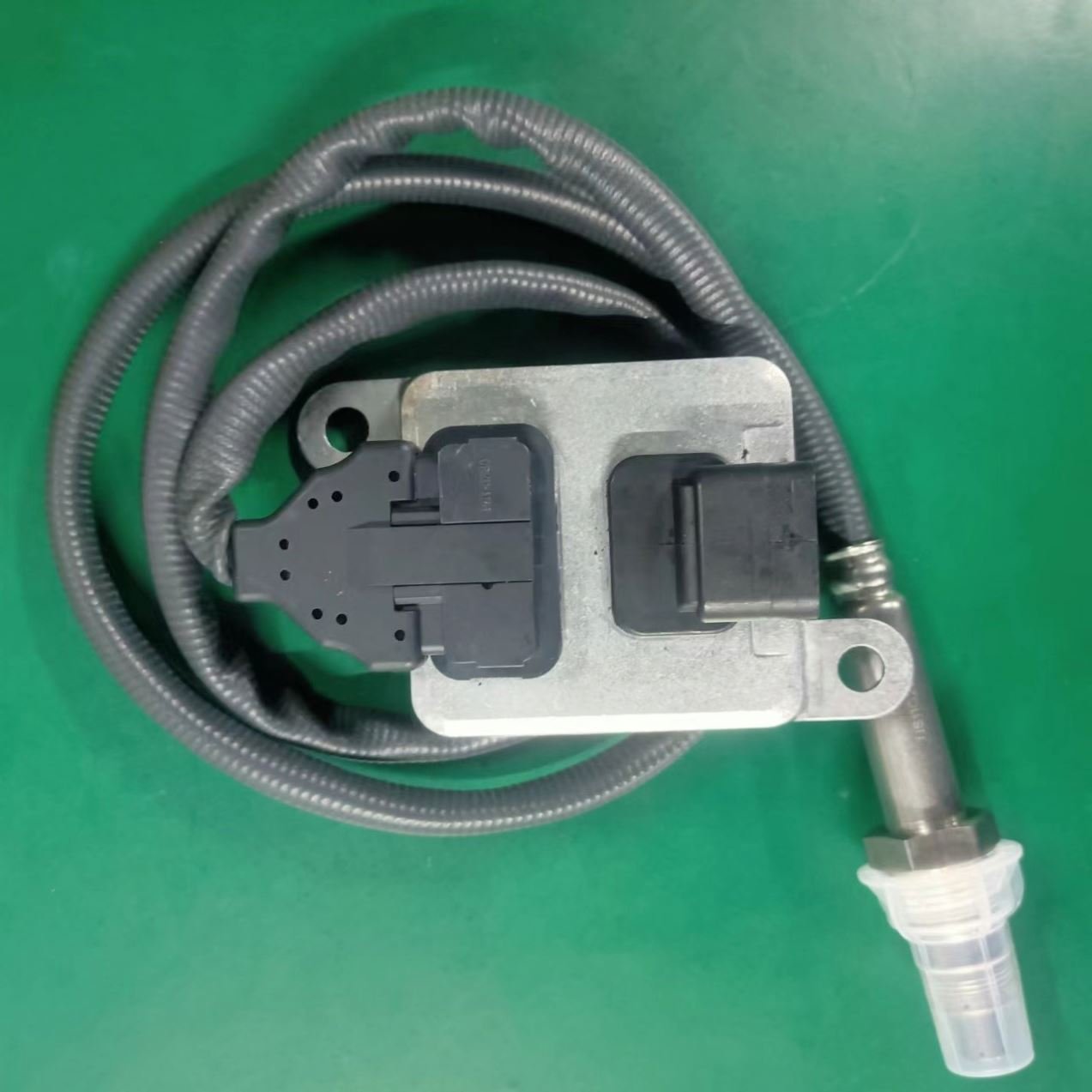 Wholesale high-quality auto parts automotive nitrogen sensor 5WK97205