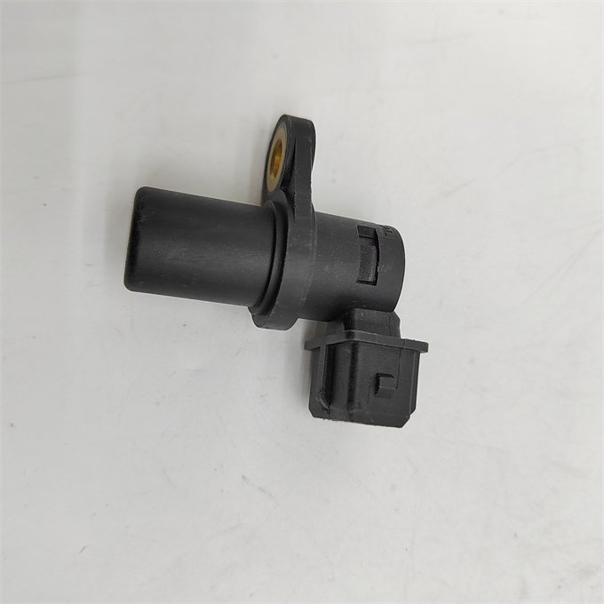WLGRT High performance Camshaft Position Sensor 133611030 For BAIC Weiwang A12 BYD F0
