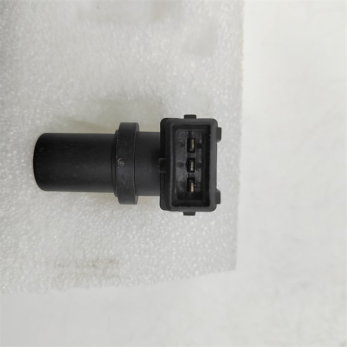 WLGRT High performance Camshaft Position Sensor 133611030 For BAIC Weiwang A12 BYD F0