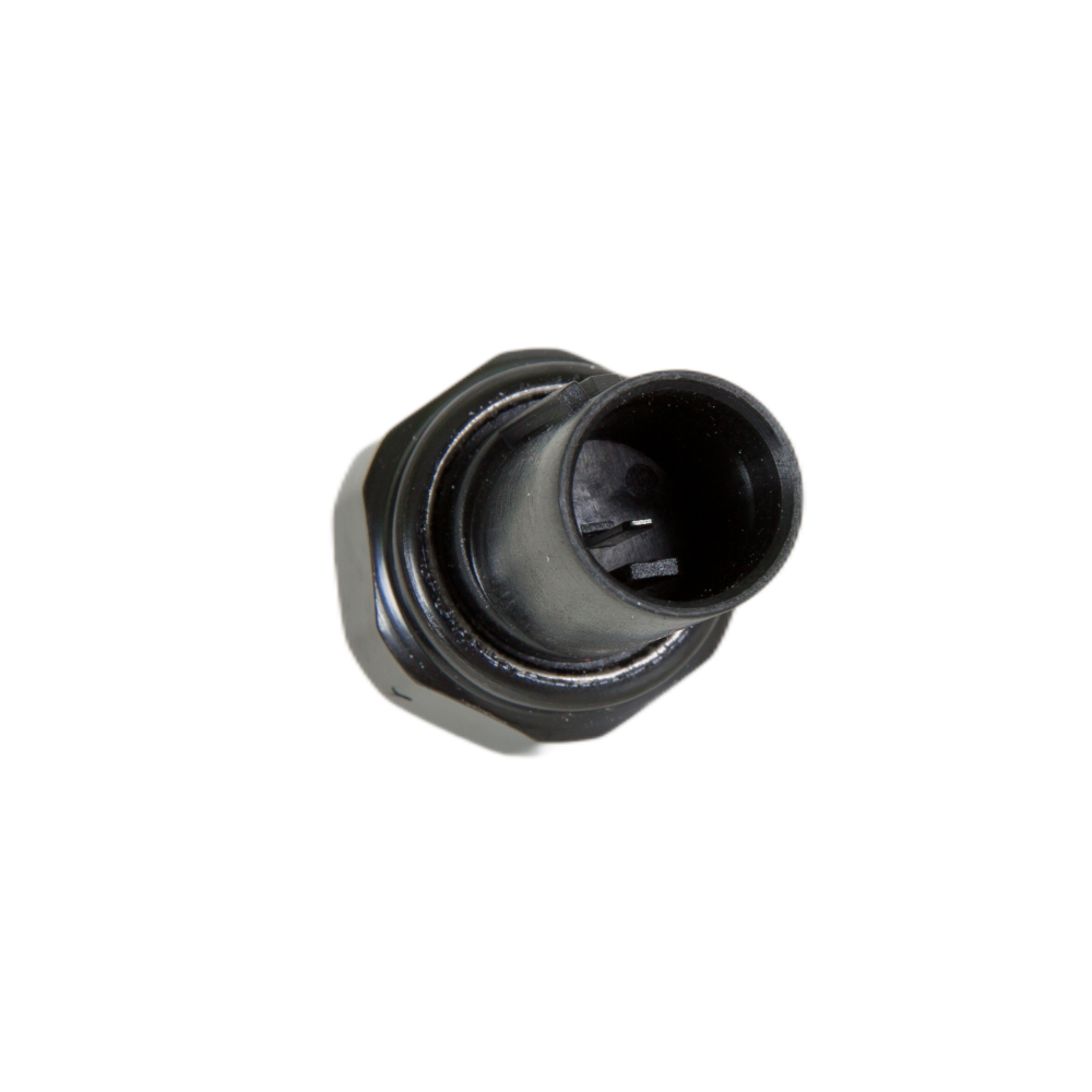 High Quality Auto Parts Oil Pressure Sensor On The Engine For Hyundai Kia Auto Parts