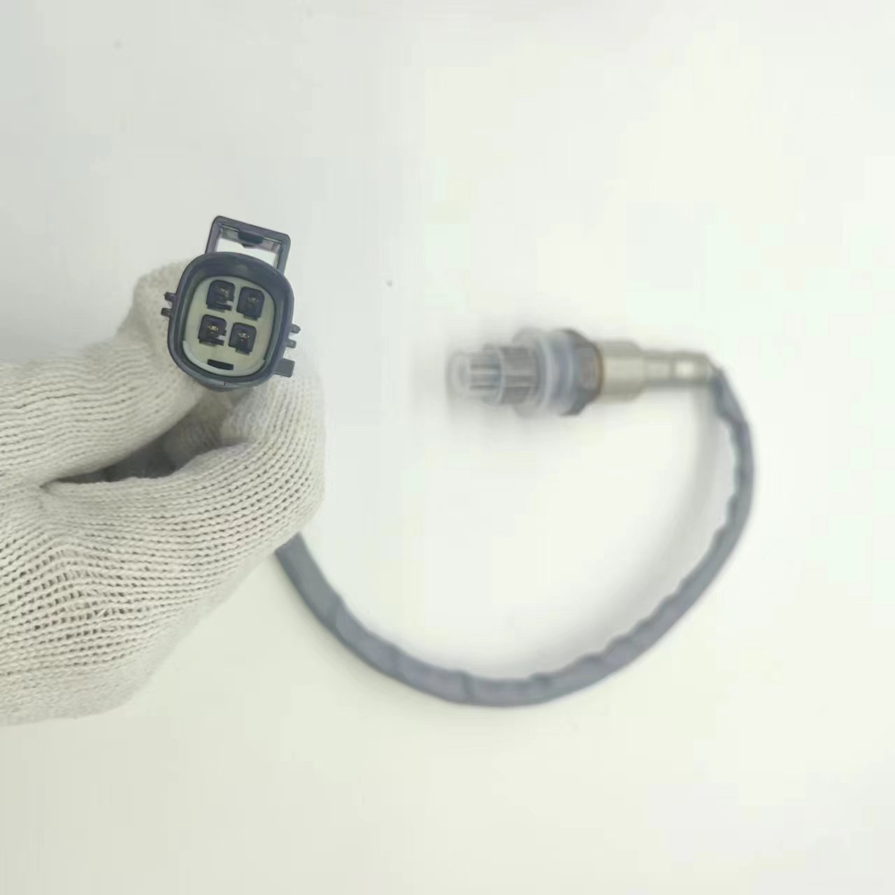 Hot Selling LR098290 Exhaust Gas Oxyn Sensor for Land Rover Vogue Sport Discovery 4 LR136928 3.0L 5.0L Auto Sensors
