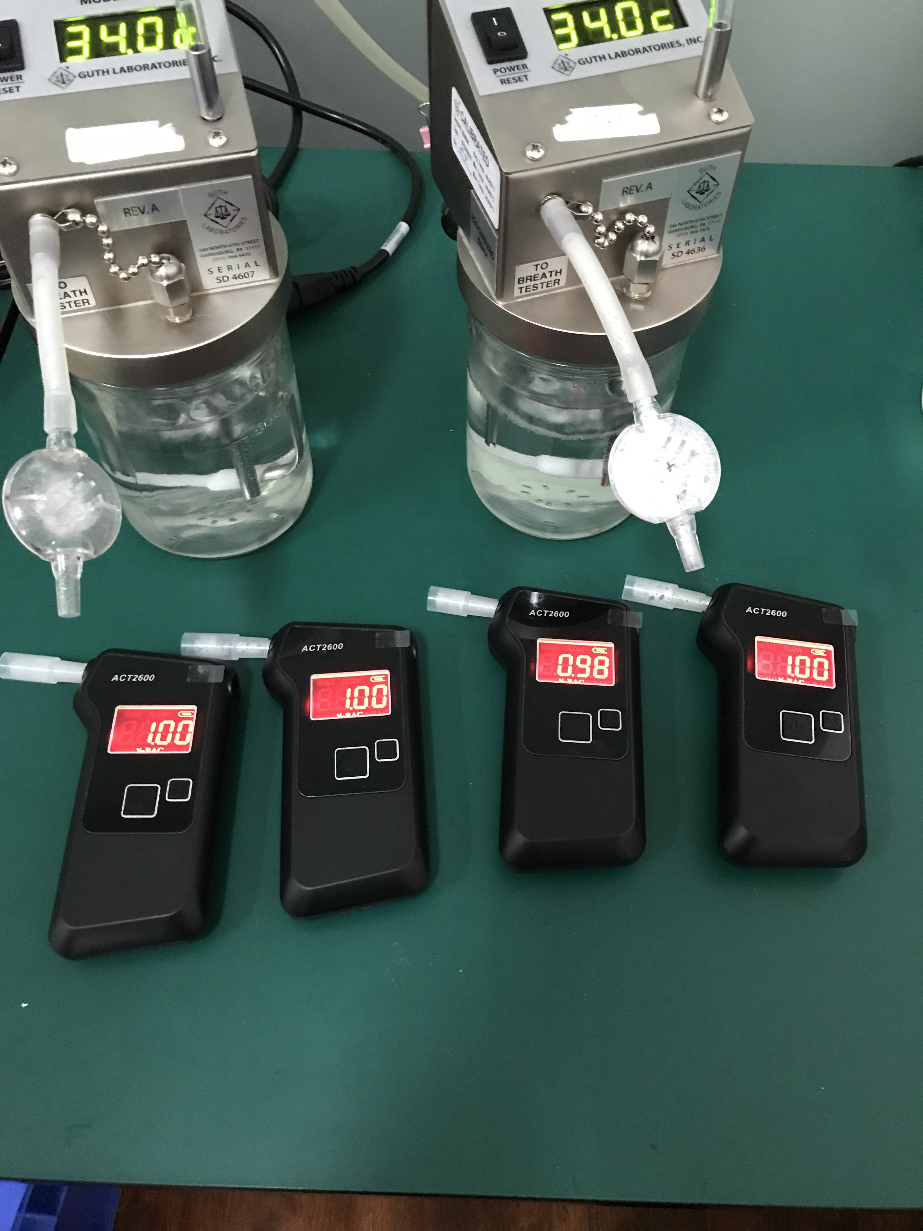 Factory good price fuel cell sensor breathalyzer easy use breath alcohol checker car alcohol tester