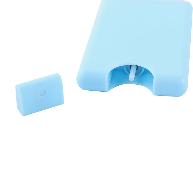 Alcohol free hand sanitizer credit card spray bottle 20ml empty credit card shape plastic spray bottles for perfume