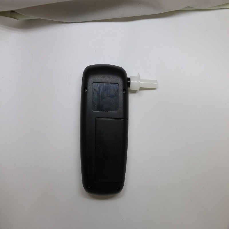 High Accuracy Car Hotel Fuel Cell Breath Alcohol Tester Mini Handheld Consumer Alcohol Breathalyzer