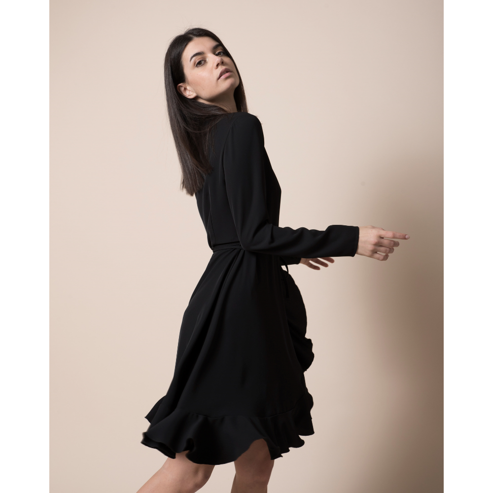 best italian quality 100% open crisscross long sleeve dress tied at the waist with rouge on the skirt, for the day