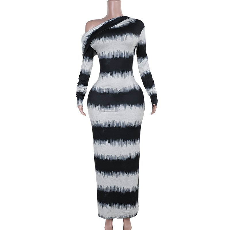 Charm 2024 Hot Sale Blending Black White Stripes Asymmetric Off-Shoulder Pile Collar Long-Sleeved Dress For Women