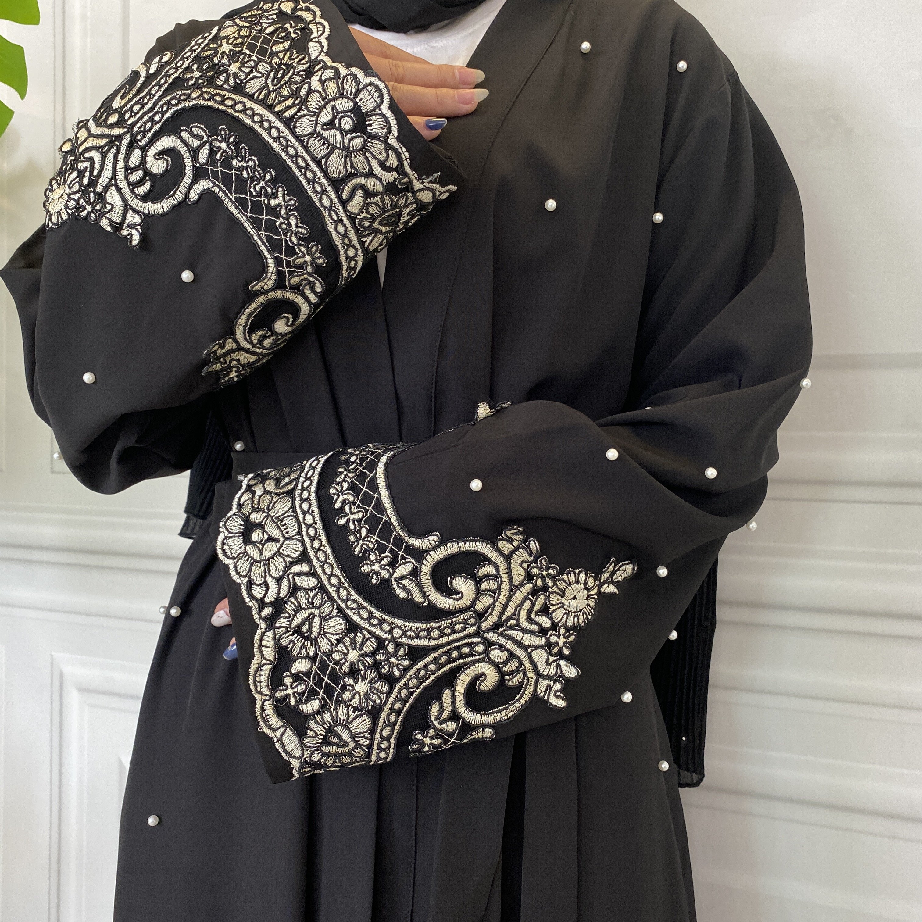 1684# Black Abaya Dubai Beads Diamond Crown Embroidered Abayas Muslim Women Collection