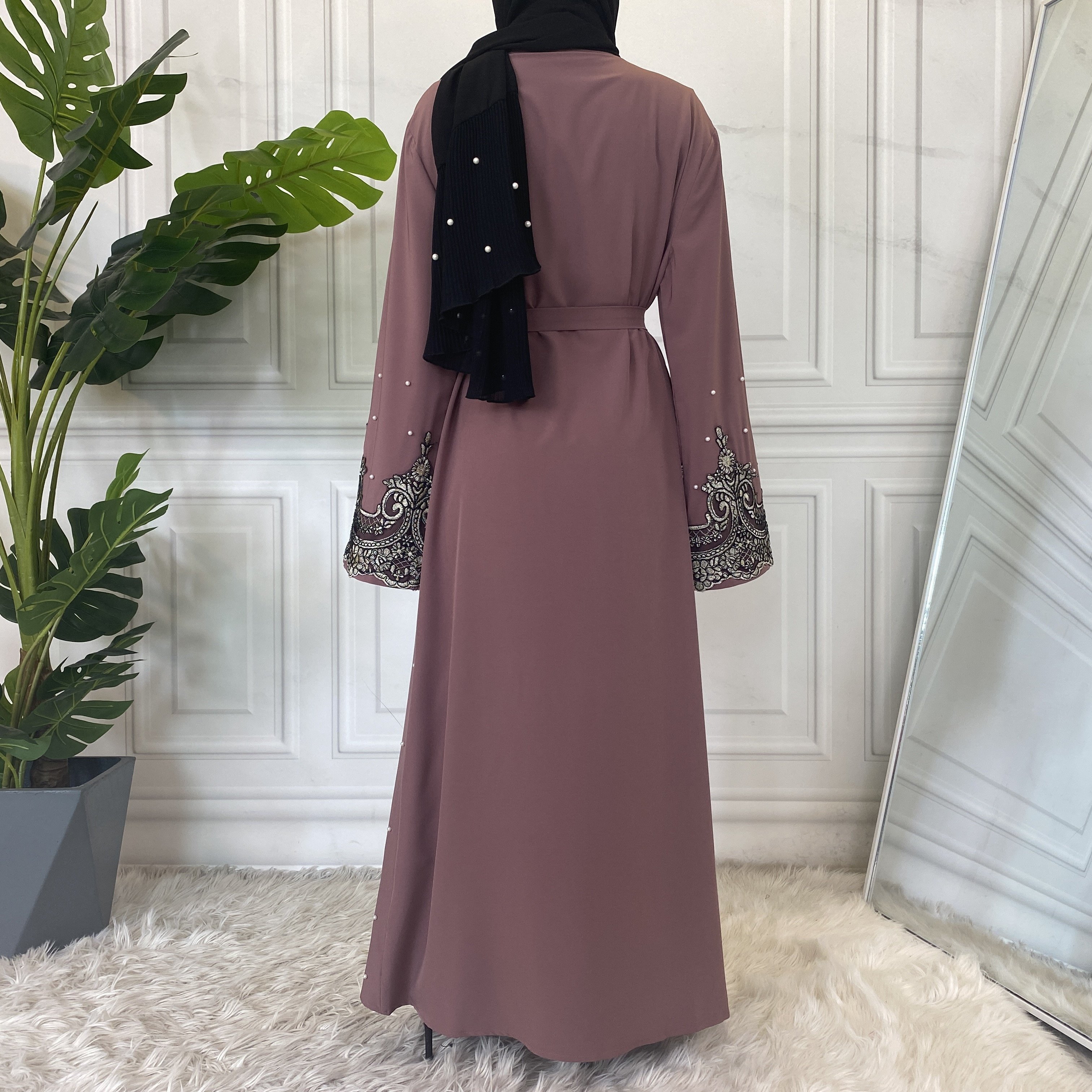 1684# Black Abaya Dubai Beads Diamond Crown Embroidered Abayas Muslim Women Collection