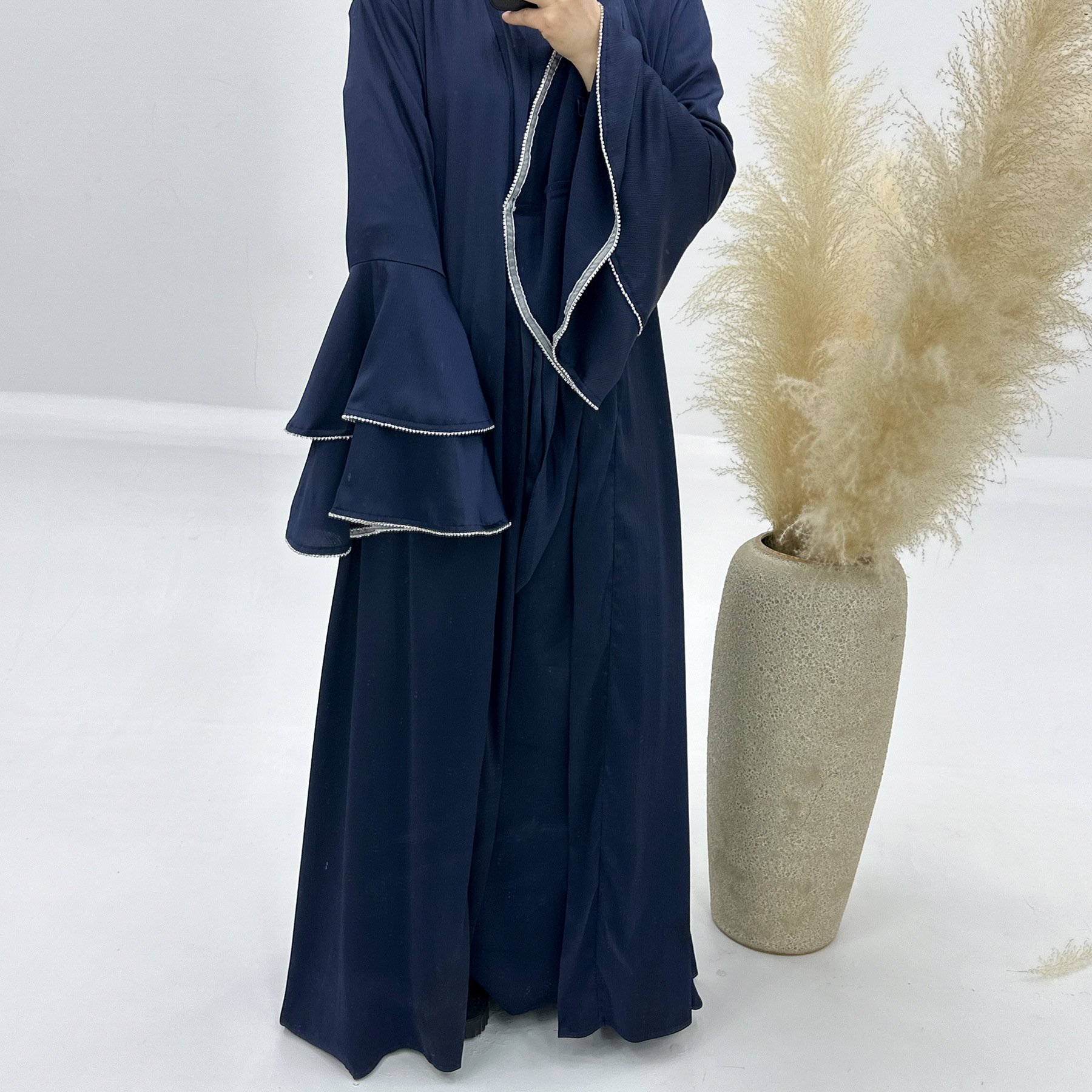 2024 Stylish Trim Dubai Turkish Elegant Three-piece Robe Set Abaya Women Muslim Dress