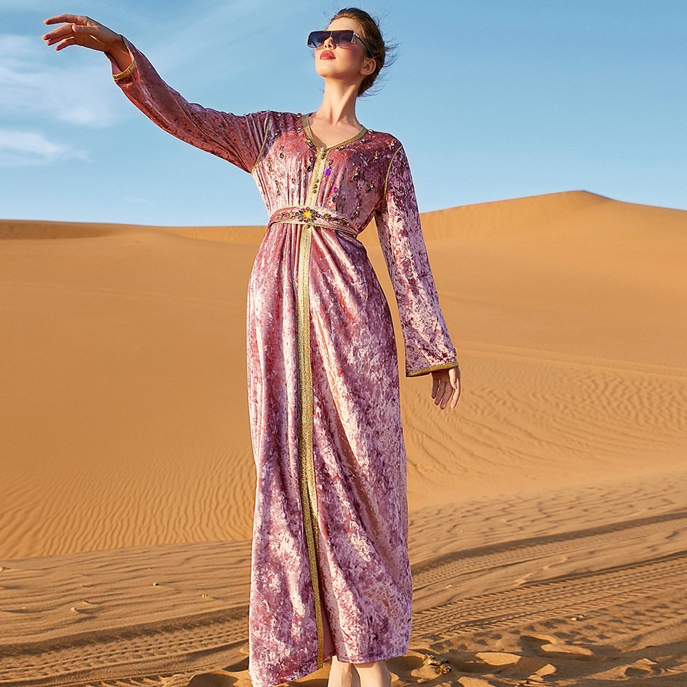 2190 Kuwii Wholesale palace style luxury hand-sewn diamond dress A-line skirt velvet burkha abaya muslim winter dress abaya