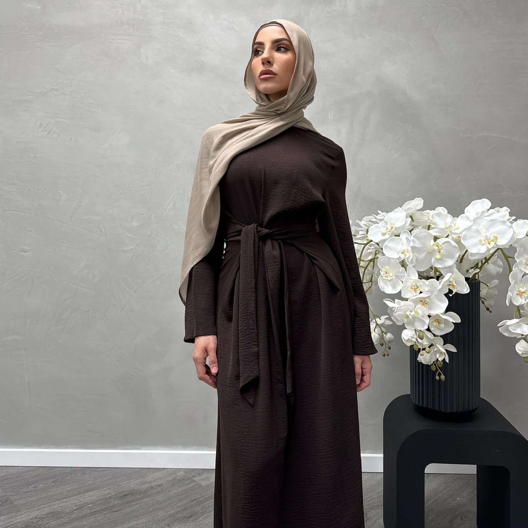Factory New Eid Modest Abaya Dubai Muslim Kaftan Belted Dress Islamic Clothing Abaya For Women Caftan Marocain Femme Vestidos