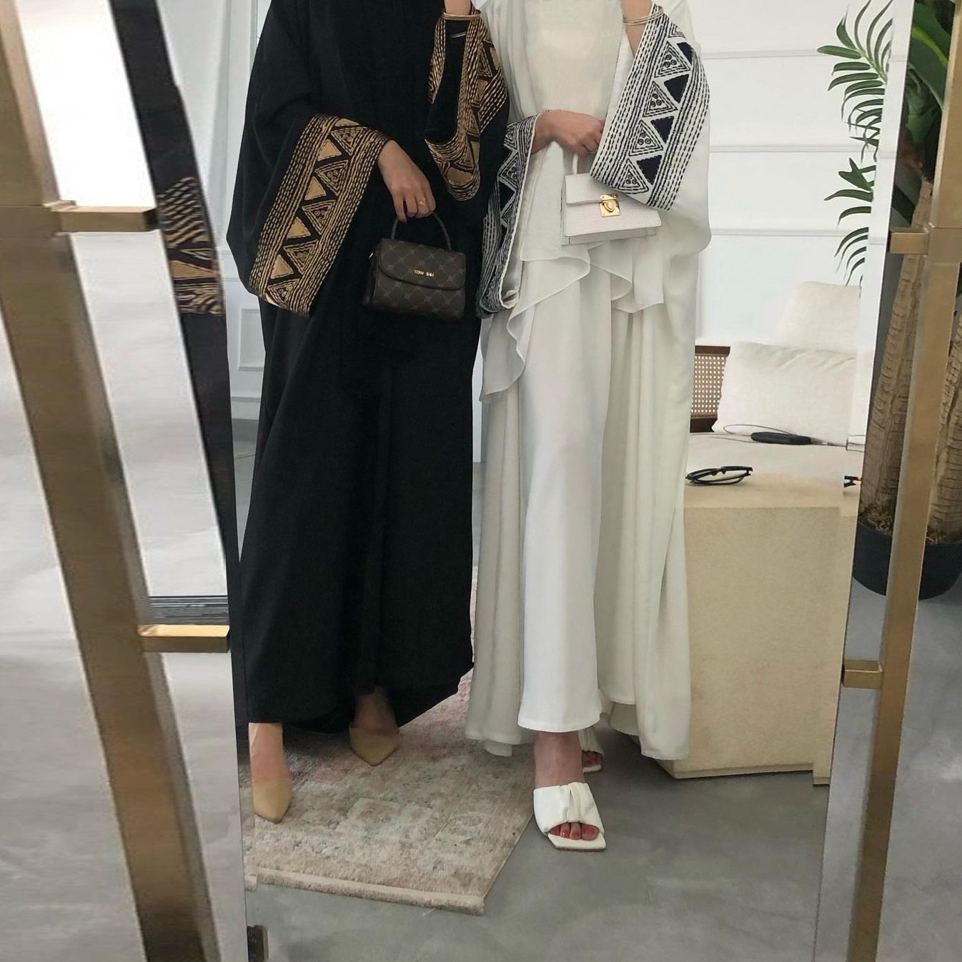 New Middle East Embroidery Clothing Dress Robe Muslim Dubai Women Loose Long Sleeve Dress Kaftan Arab Cardigan Open Front Abaya