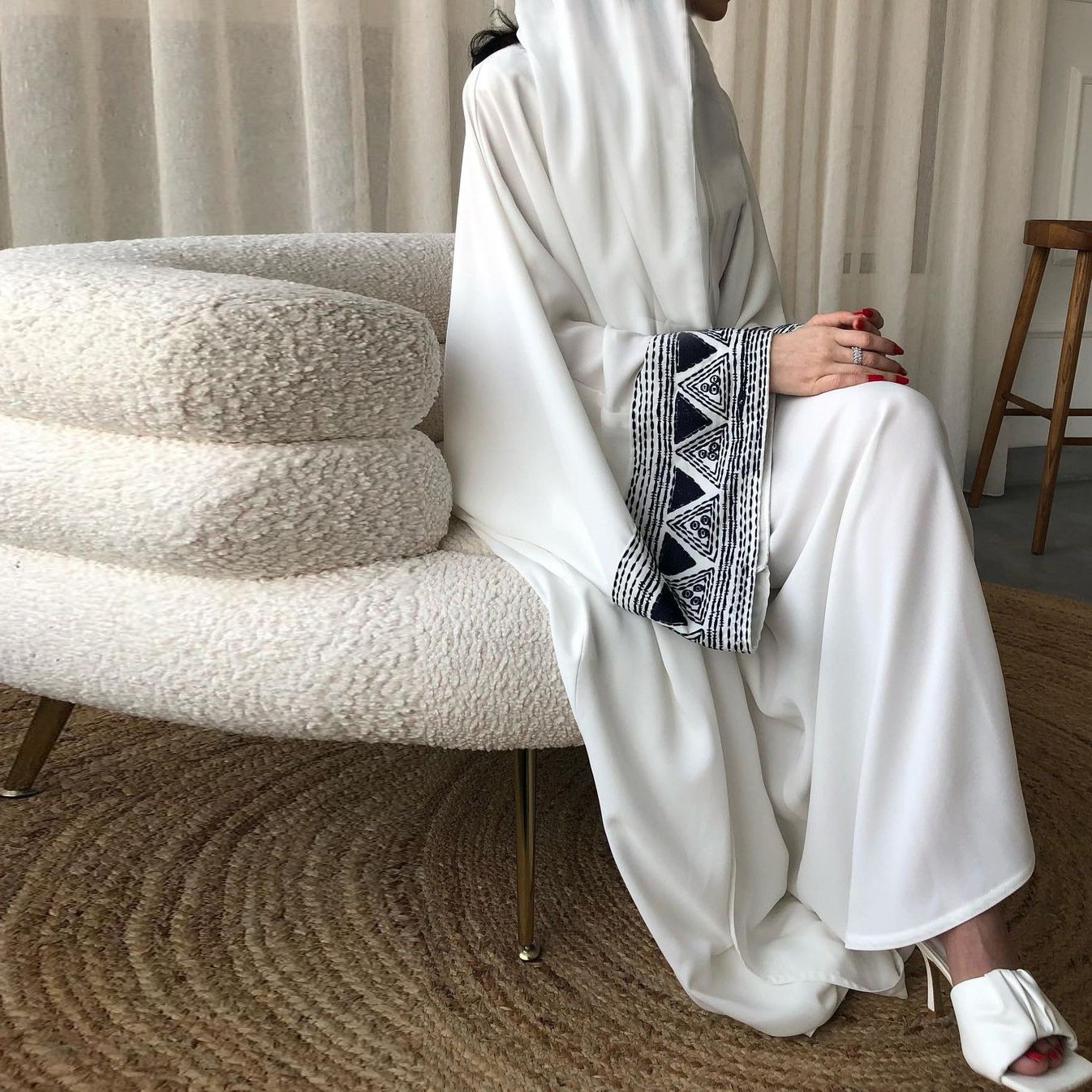 New Middle East Embroidery Clothing Dress Robe Muslim Dubai Women Loose Long Sleeve Dress Kaftan Arab Cardigan Open Front Abaya