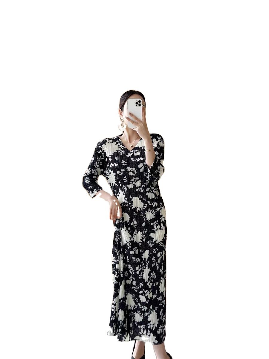 Black Casual Women's Dresses Beige Floral Pleated Dresses Plus Size Women's Dresses