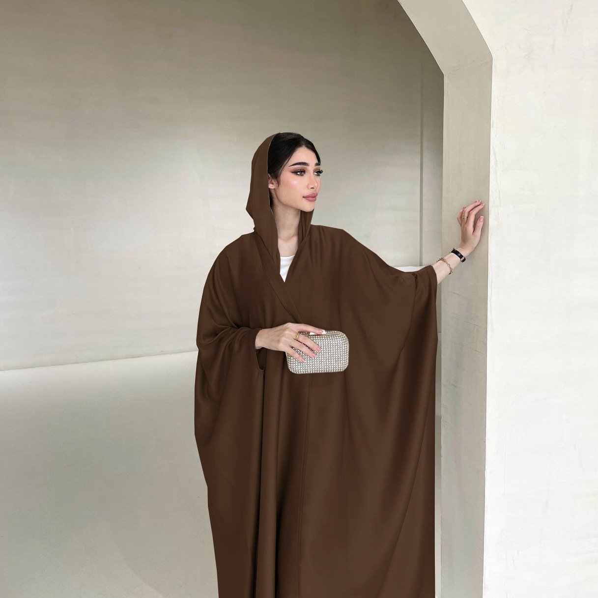 Middle East New Plain Color Soft Satin Clothing Dress Loose Robe Dubai Arab Ladies Batwing Sleeve Dress Cardigan Kaftan Abaya