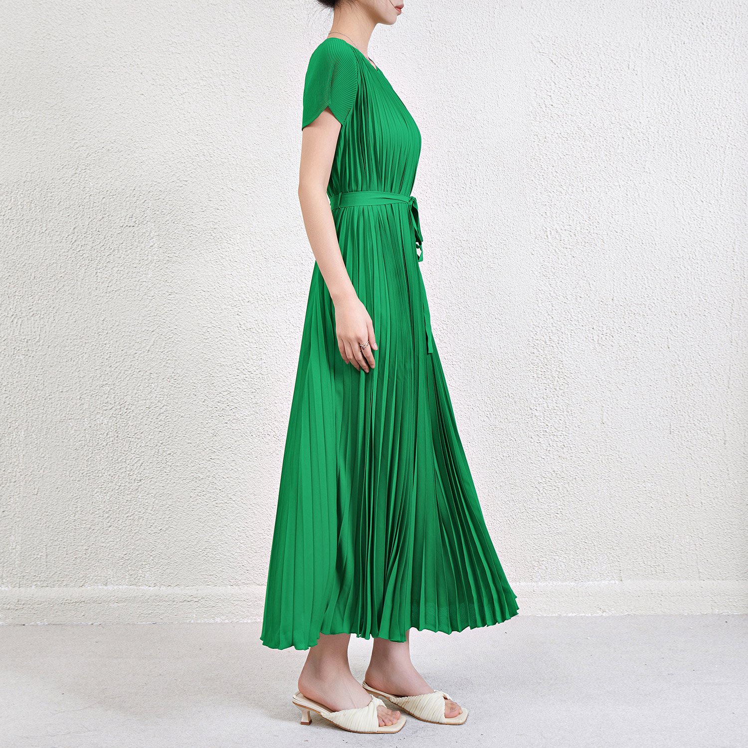 High Quality Miyake Pleated Women's Dress Round Neck Long Sleeve Belt Waist Solid Color Women's Casual Dress