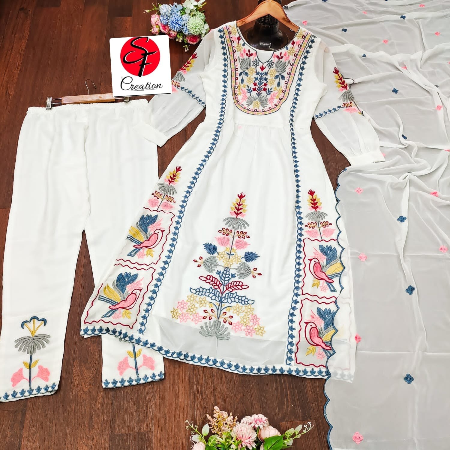 SALWAR KAMEEZ FOR WOMEN WITH GEORGETTE FABRIC WITH DUPATTA IN WHITE COLOUR