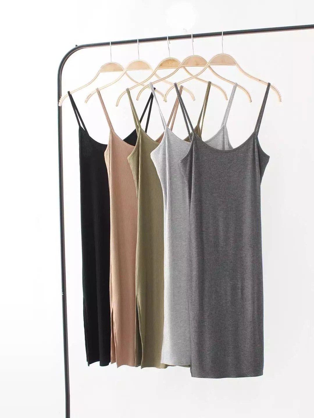 2022 New Arrival Plain Knitted Body Con Dress Beach Suspender Maxi Dresses Casual Dresses Women Summer