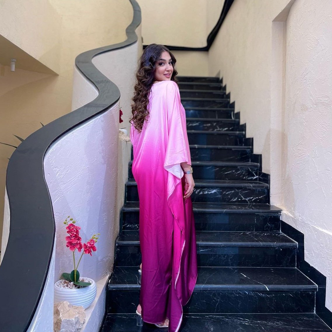Bright Color Islamic Dubai Clothing Dress Abaya For Muslim Women Batwing Sleeve Cardigan Robe Soft Loose Satin Abaya Gown Dress