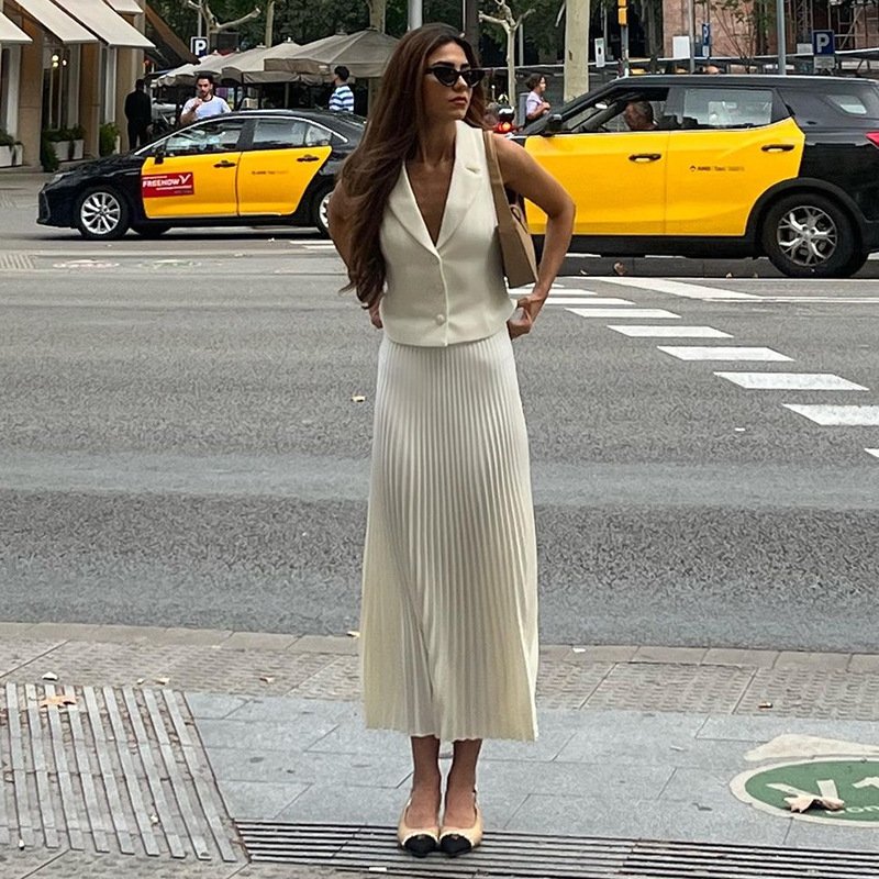2024 Summer new arrivals blazer vest top and mid-length pleated skirt set