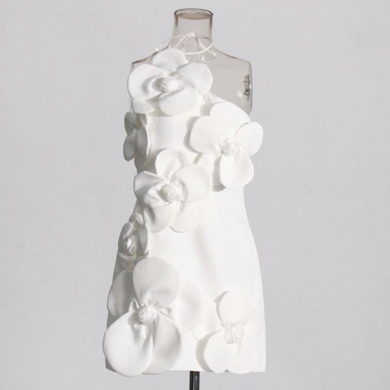 Fall 2024 new fashion sexy oblique shoulder three-dimensional flower design tight waist high-grade short dress women