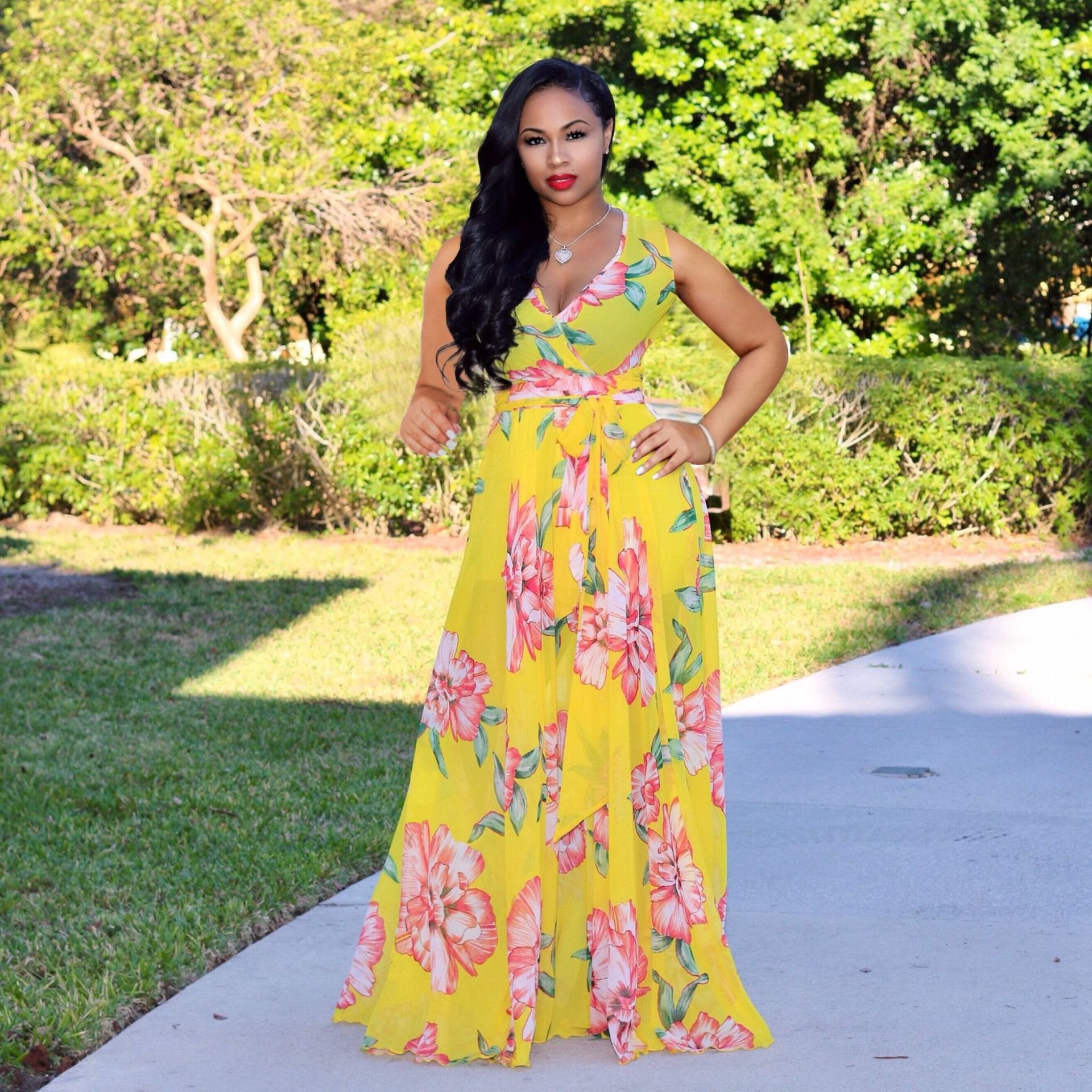 Wholesale floral printed A Line sleeveless V neck maxi dresses plus size 5Xl woman casual dress