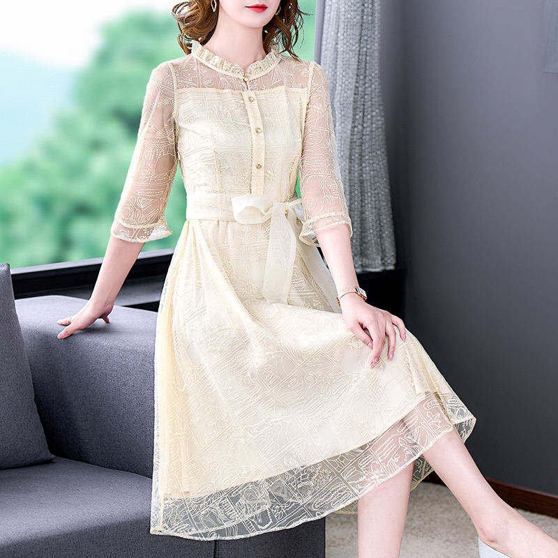 New Arrivals Woman Clothes Wholesale Fashion Apparel Elegant Lady Floral Casual Dresses Long Dress Lace Natural Women T Shirt
