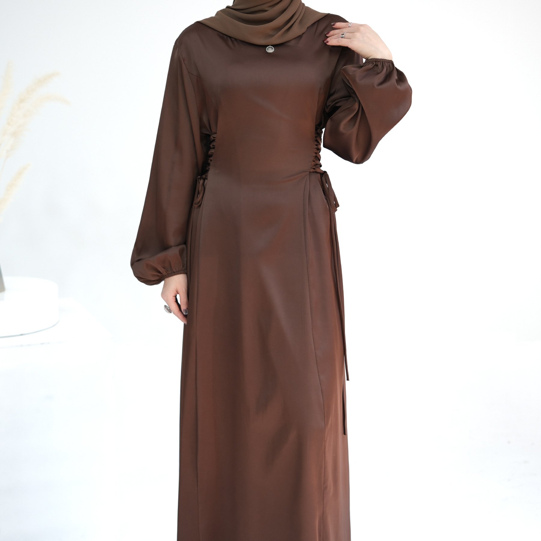 New Design Modest Long Dress Satin Party For Muslim Women Wear Casual Dresses Bandage Fashion Abaya Dress Ramadan Collection