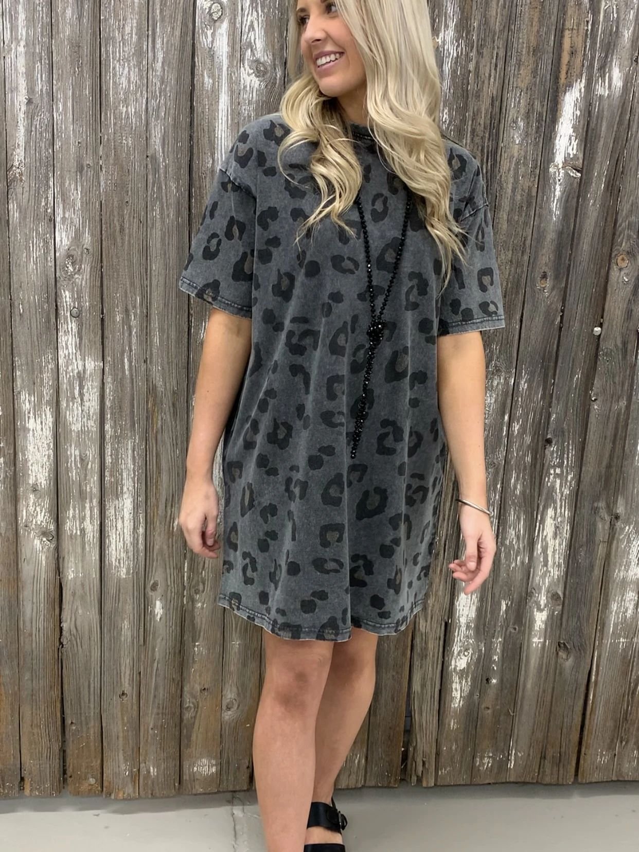 Wholesale casual western clothing short sleeve mini knee length leopard dresses print tshirt dress with pockets