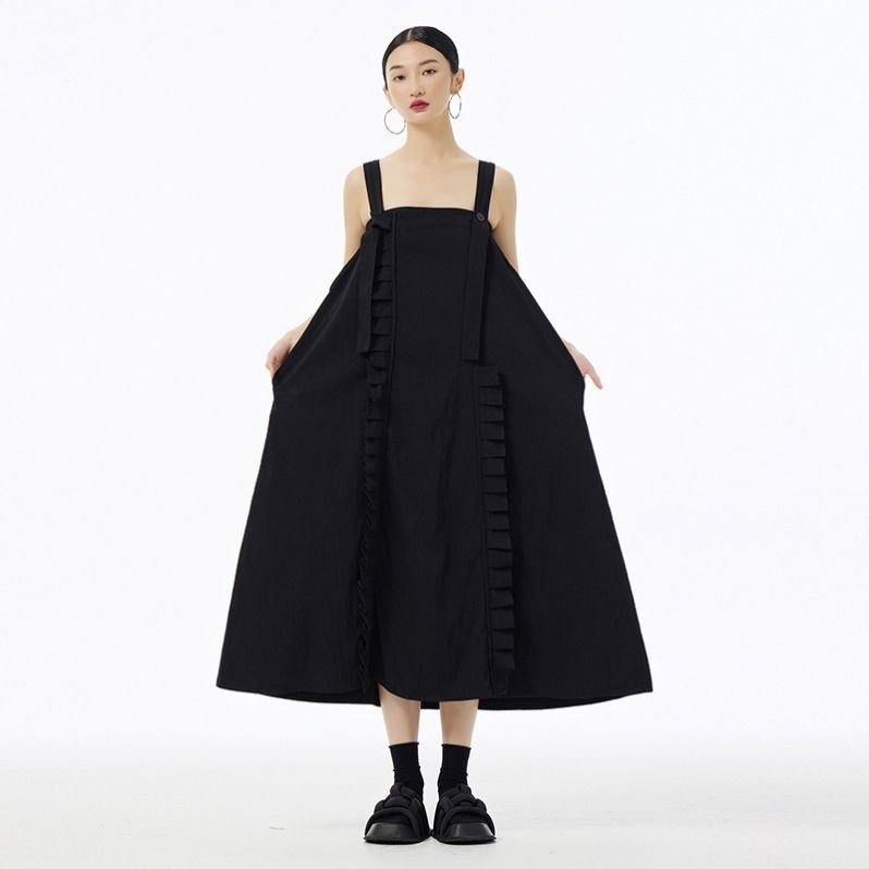 European and American retro patchwork ruffled design strap dress 2024 Summer new loose slimming and all-matching dress